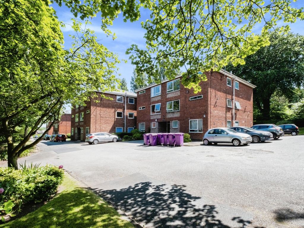 2 bed flat for sale in Elmswood Court, Liverpool L18, £180,000