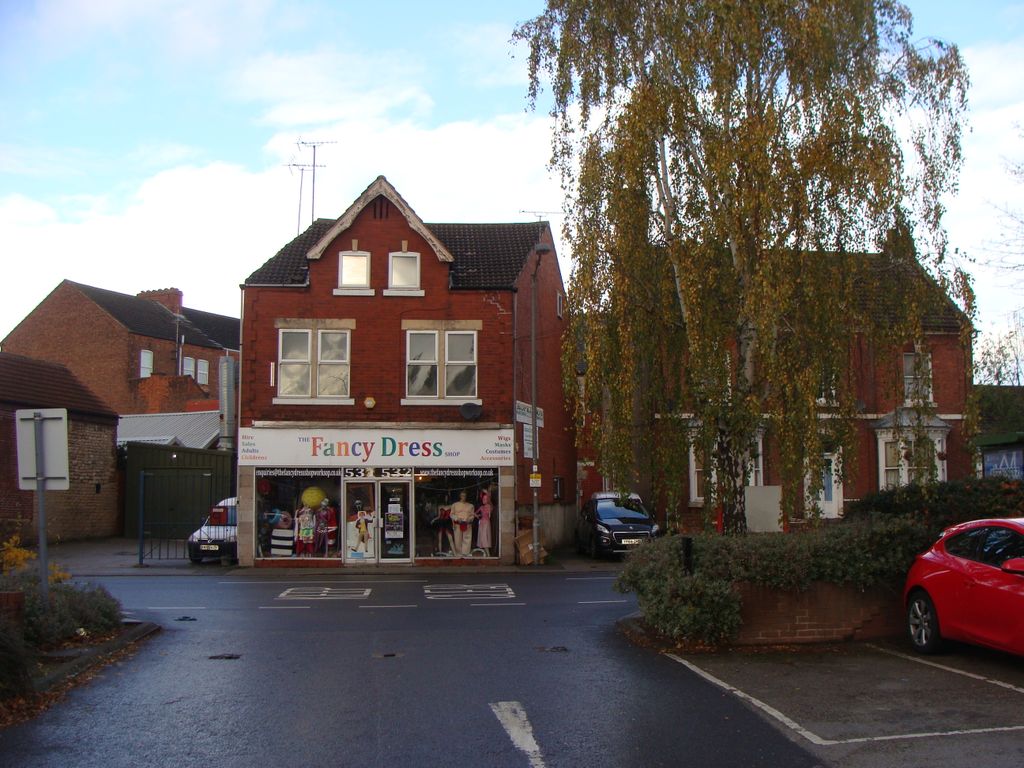 Retail premises for sale in Eastgate, Worksop S80, £39,500