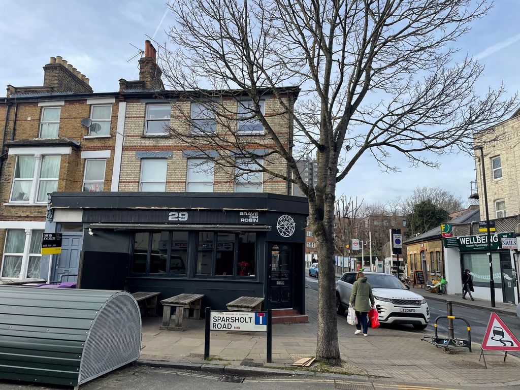 Pub/bar for sale in Crouch Hill, London N4, £2,200,000