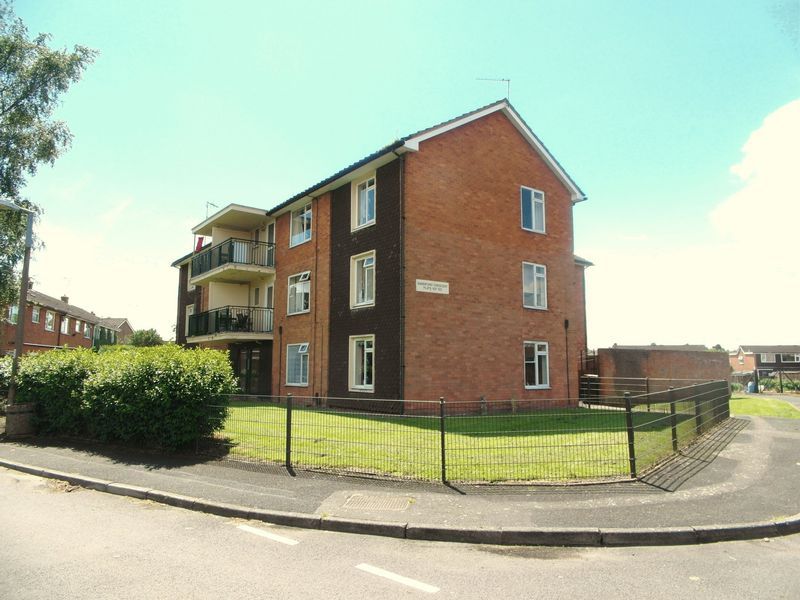 2 bed flat for sale in Sandiford Crescent, Newport TF10, £109,995