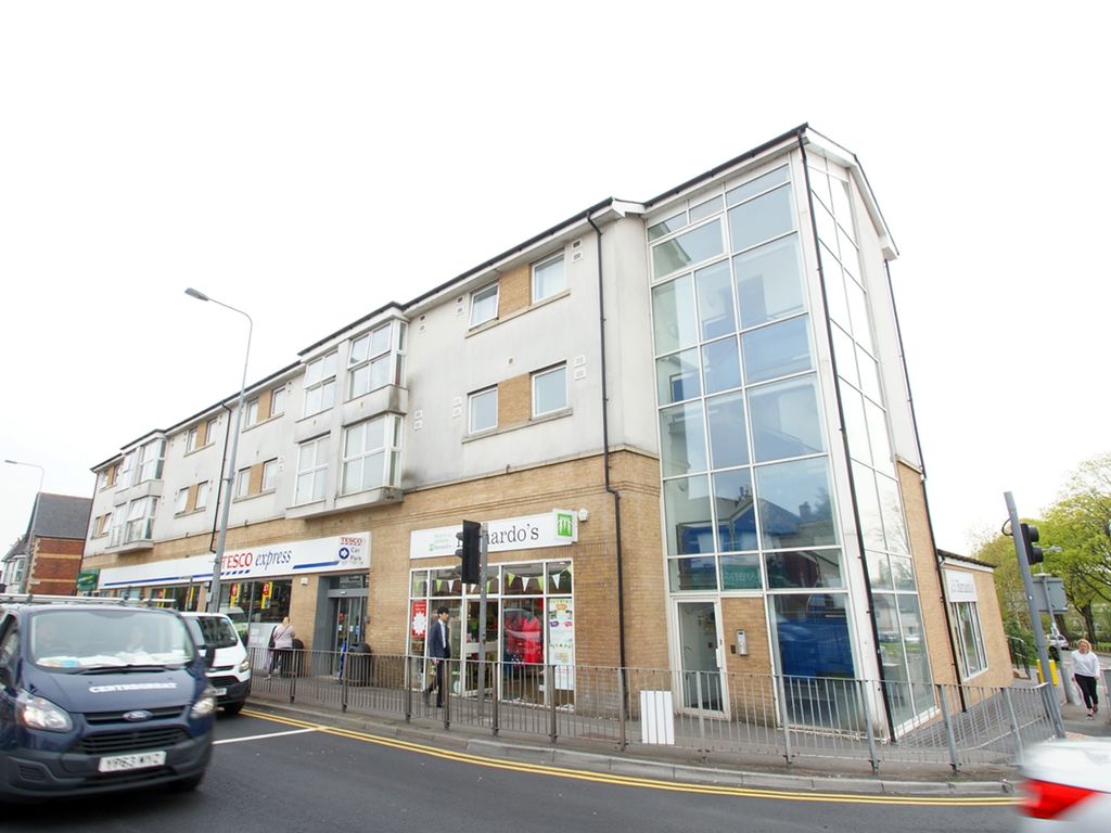 2 bed flat for sale in North Road, Cardiff CF14, £145,000