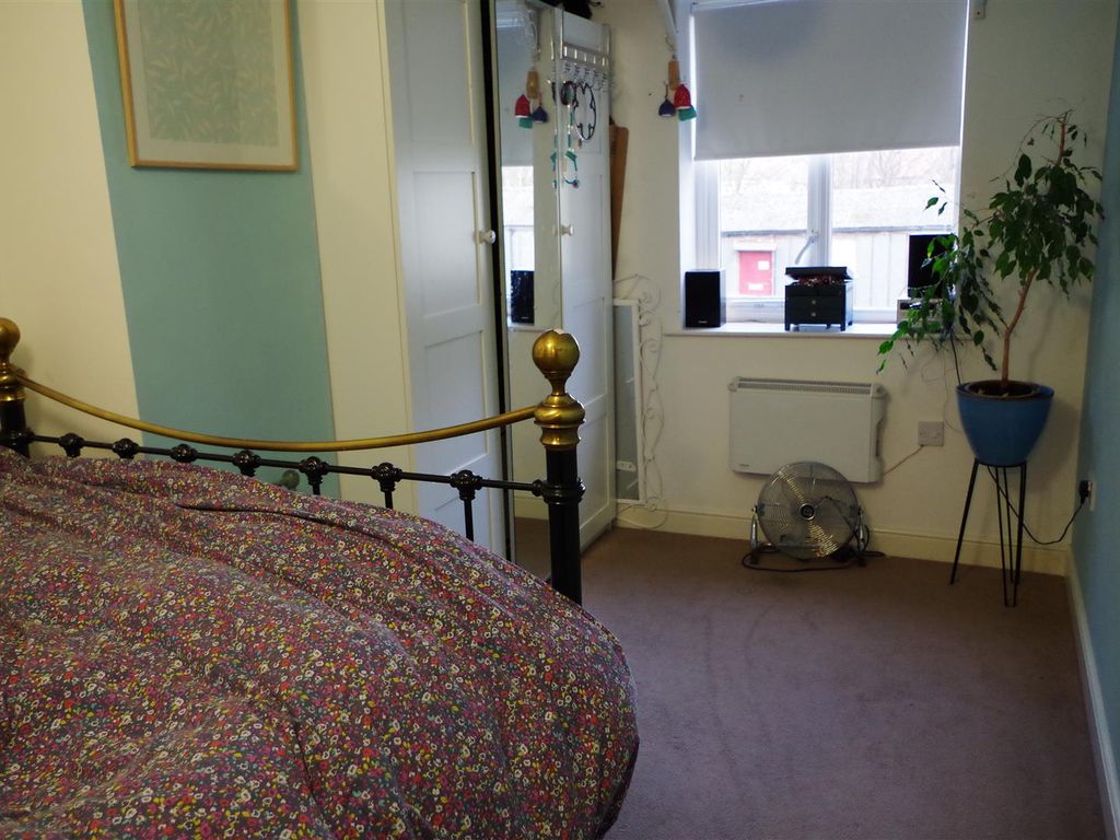 1 bed flat for sale in Orchard Terrace, Boroughbridge, York YO51, £52,000