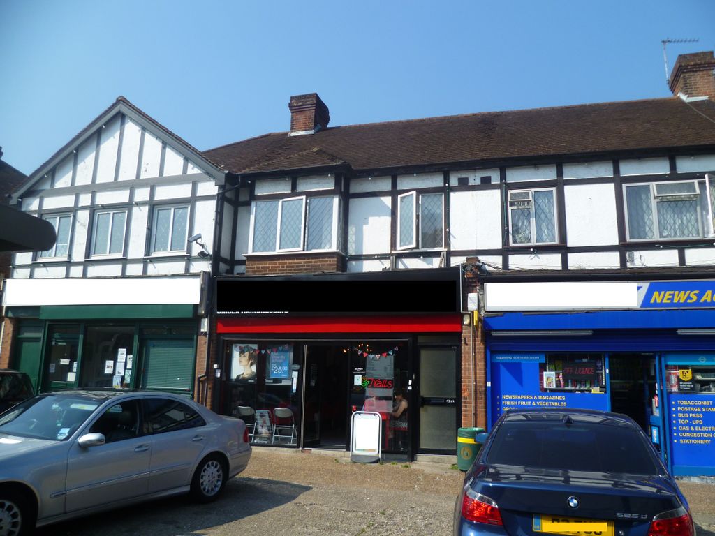 Retail premises for sale in Upper Elmers End Road, Beckenham BR3, £500,000