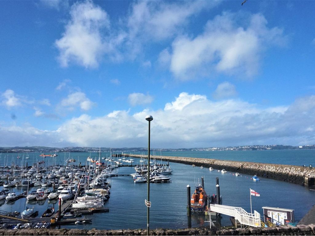 2 bed flat for sale in Berry Head Road, Brixham TQ5, £230,000