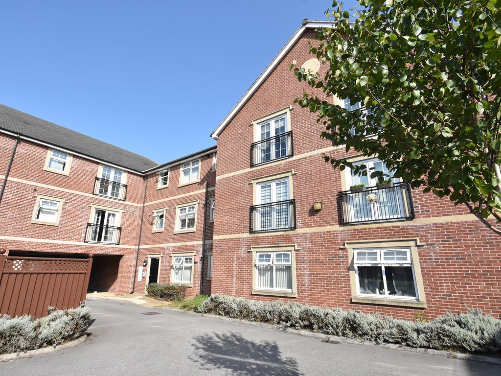 3 bed flat for sale in Apartment 3, 196 Wath Road, Brampton S73, £110,000