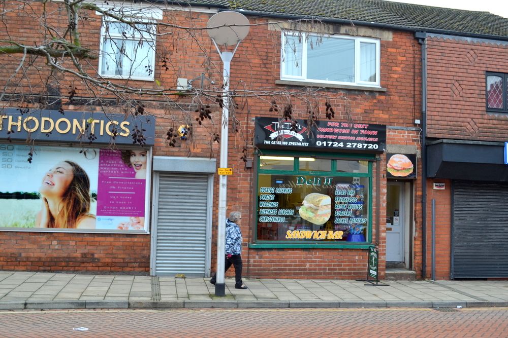 Retail premises for sale in Ravendale Street, Scunthorpe North Lincolnshire DN15, £95,000