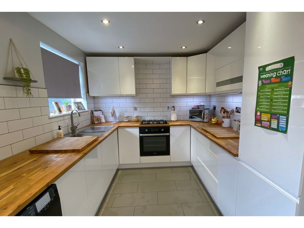 3 bed terraced house for sale in Talbot Close, Highbridge TA9, £229,950