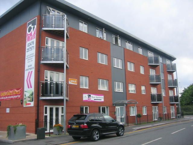 2 bed flat for sale in Conisbrough Keep, Coventry CV1, £140,000