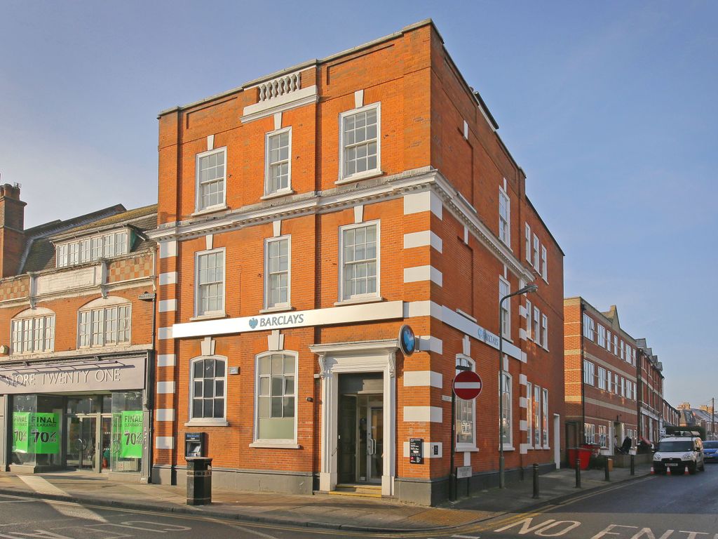 Office for sale in High Street, Barnet EN5, £1,600,000
