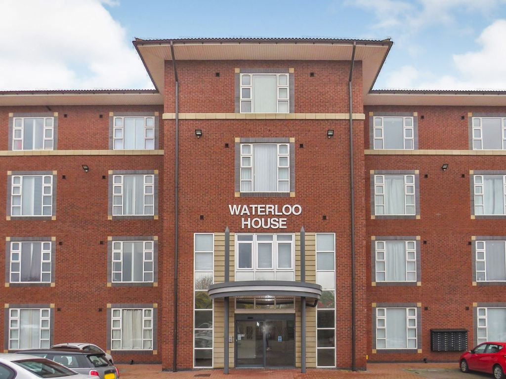 1 bed flat for sale in Waterloo Place, Thornaby, Stockton-On-Tees TS17, £45,000