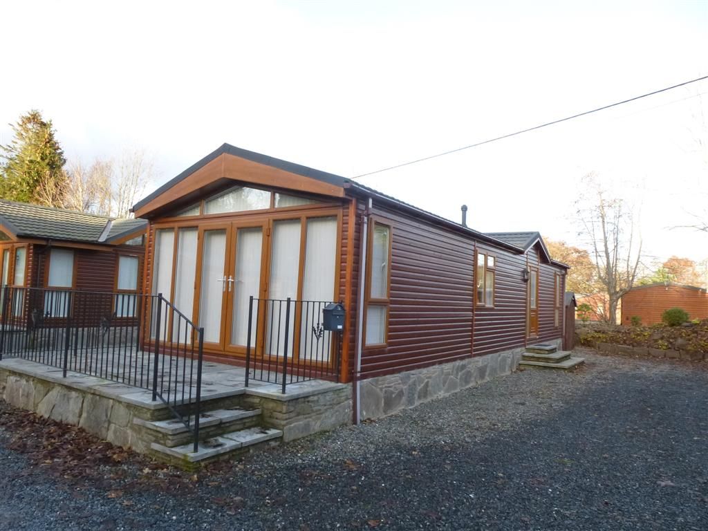 2 bed lodge for sale in Auchterarder PH3, £97,500