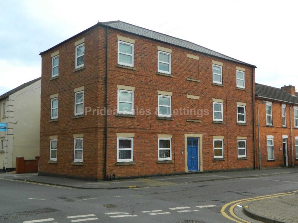 2 bed flat for sale in Monson Street, Lincoln LN5, £75,000