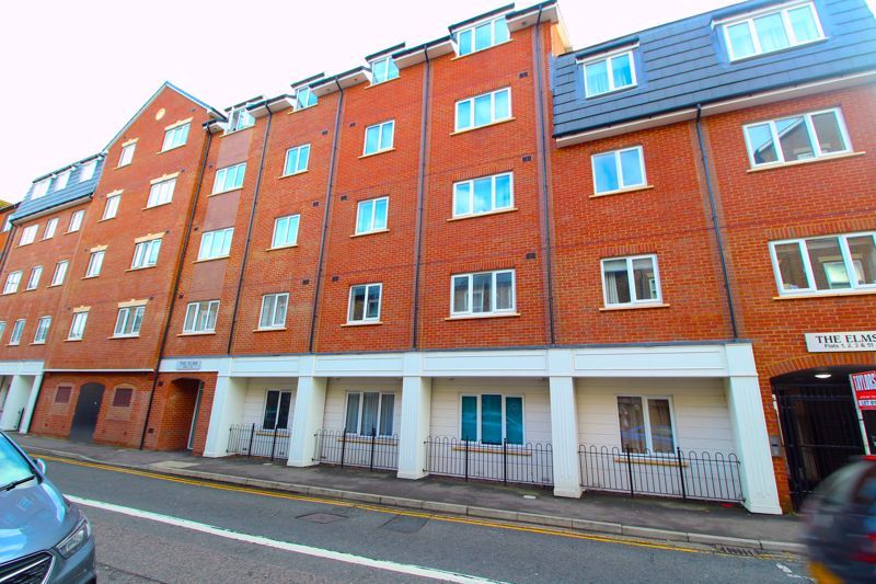 1 bed flat for sale in John Street LU1, £170,000