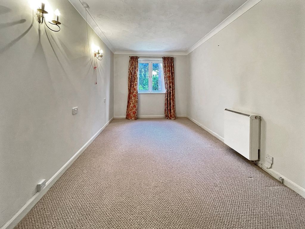1 bed property for sale in Chesham Road, Amersham HP6, £227,500