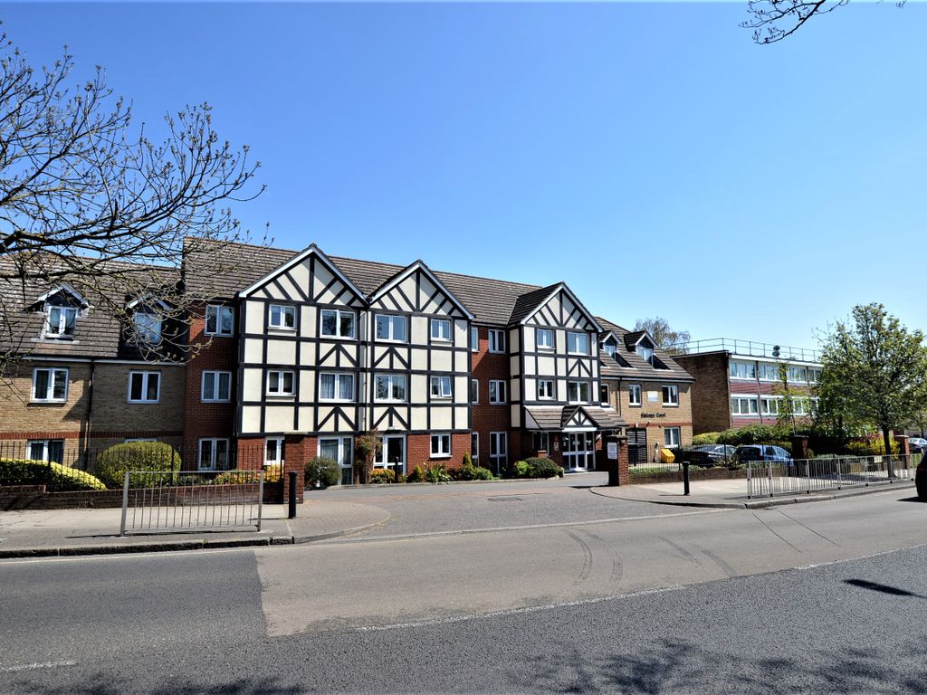 1 bed flat for sale in Watford Road, Wembley HA0, £135,000