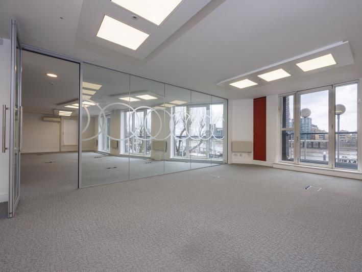 Office for sale in 12 Calico House, Plantation Wharf, Battersea SW11, £1,200,000