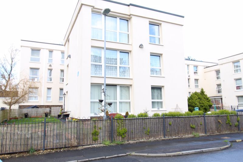 2 bed flat for sale in Caerau Court Road, Cardiff CF5, £79,950