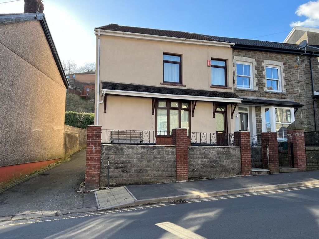 3 bed end terrace house for sale in North Road Ferndale -, Ferndale CF43, £119,950