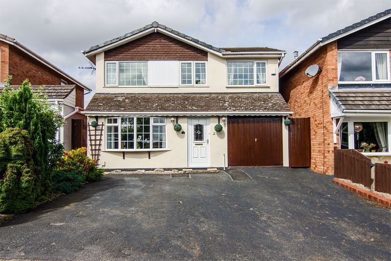 4 bed detached house for sale in Shaw Drive, Chase Terrace, Burntwood WS7, £315,000