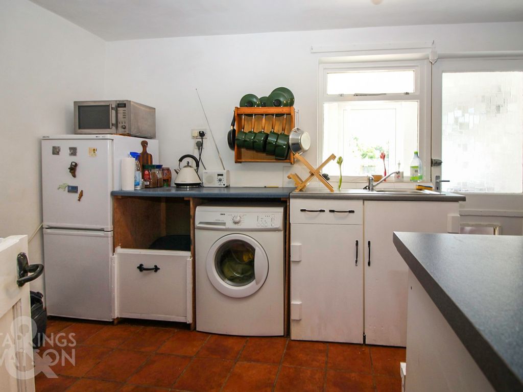 2 bed cottage for sale in The Street, Honingham, Norwich NR9, £225,000