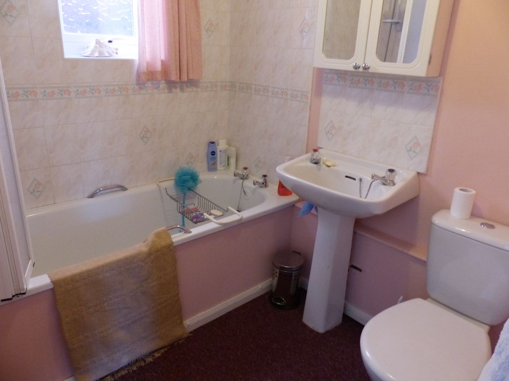 1 bed flat for sale in Henmore Place, Ashbourne DE6, £89,950