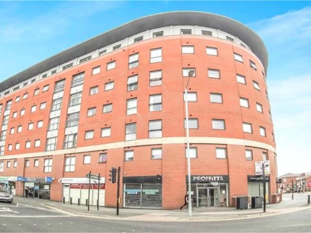 1 bed flat for sale in Marsden House, Marsden Road, Bolton, Greater Manchester BL1, £65,000