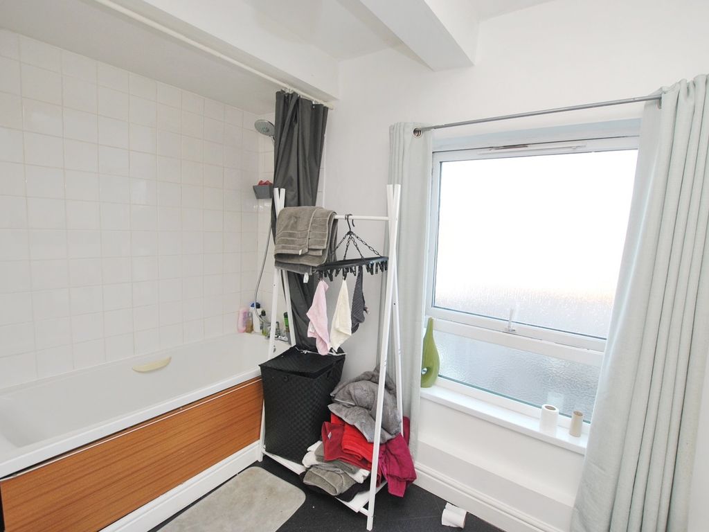 2 bed flat for sale in Flat A, 70-72 Upper Bar, Newport, 7Aw. TF10, £95,995
