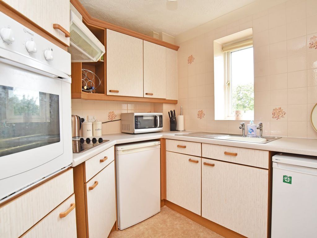 1 bed flat for sale in The Adelphi, Cold Bath Road, Harrogate HG2, £94,950