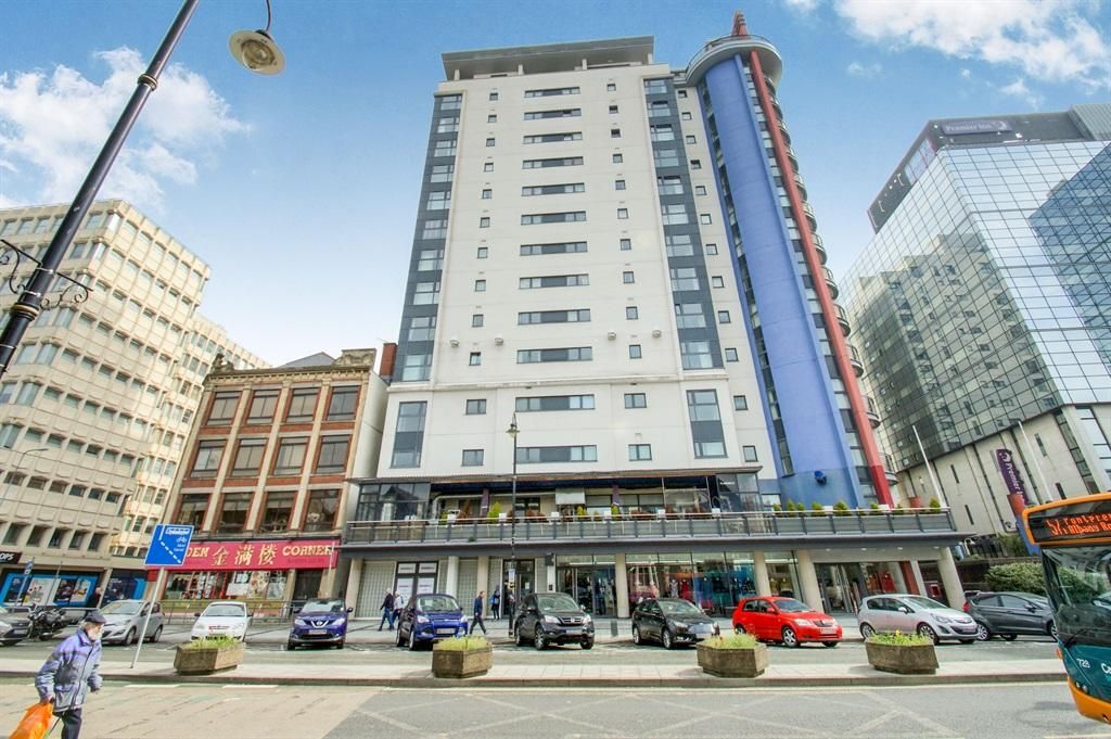 2 bed flat for sale in Churchill Way, City Centre, Cardiff CF10, £140,000