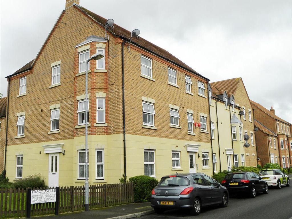 2 bed property for sale in Tracy Avenue, Langley, Slough SL3, £280,000