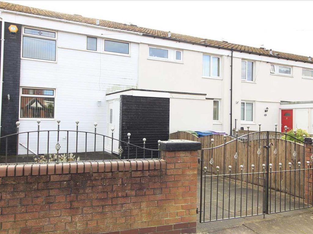 3 bed terraced house for sale in Nevitte Close, Stockbridge Village, Stockbridge Village L28, £110,000