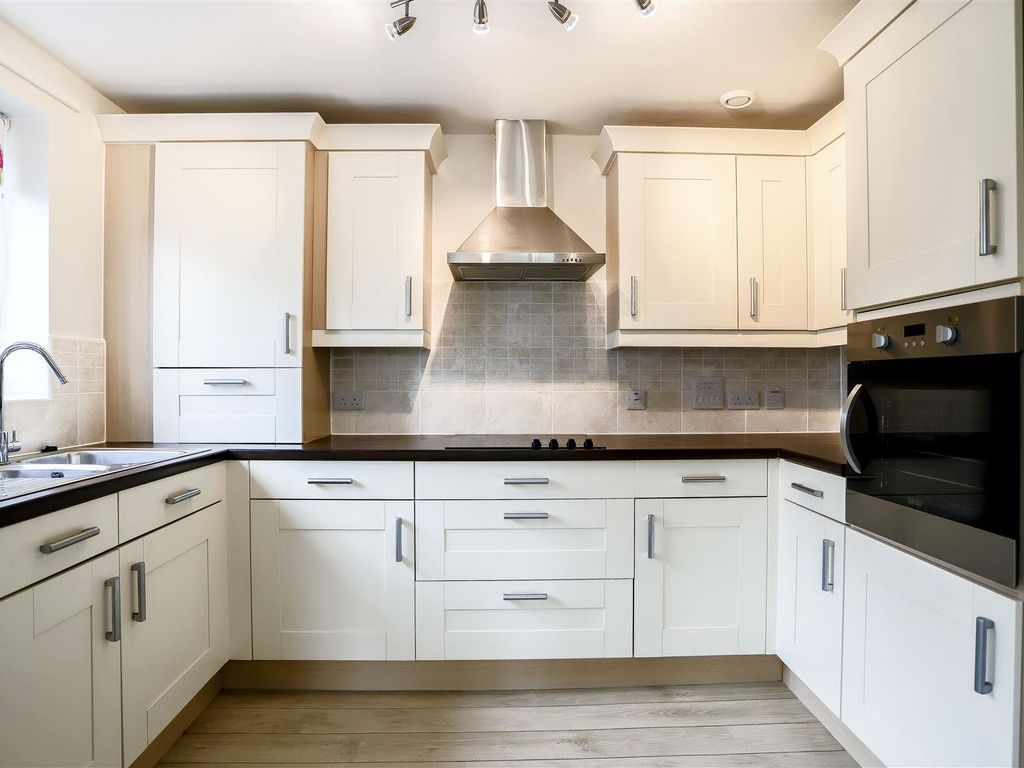 1 bed flat for sale in Arrowsmith House, Larmenier Retirement Village, Preston New Road, Blackburn BB2, £79,950