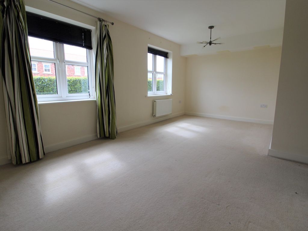 2 bed flat for sale in Adlington Mews, Gainsborough DN21, £79,950