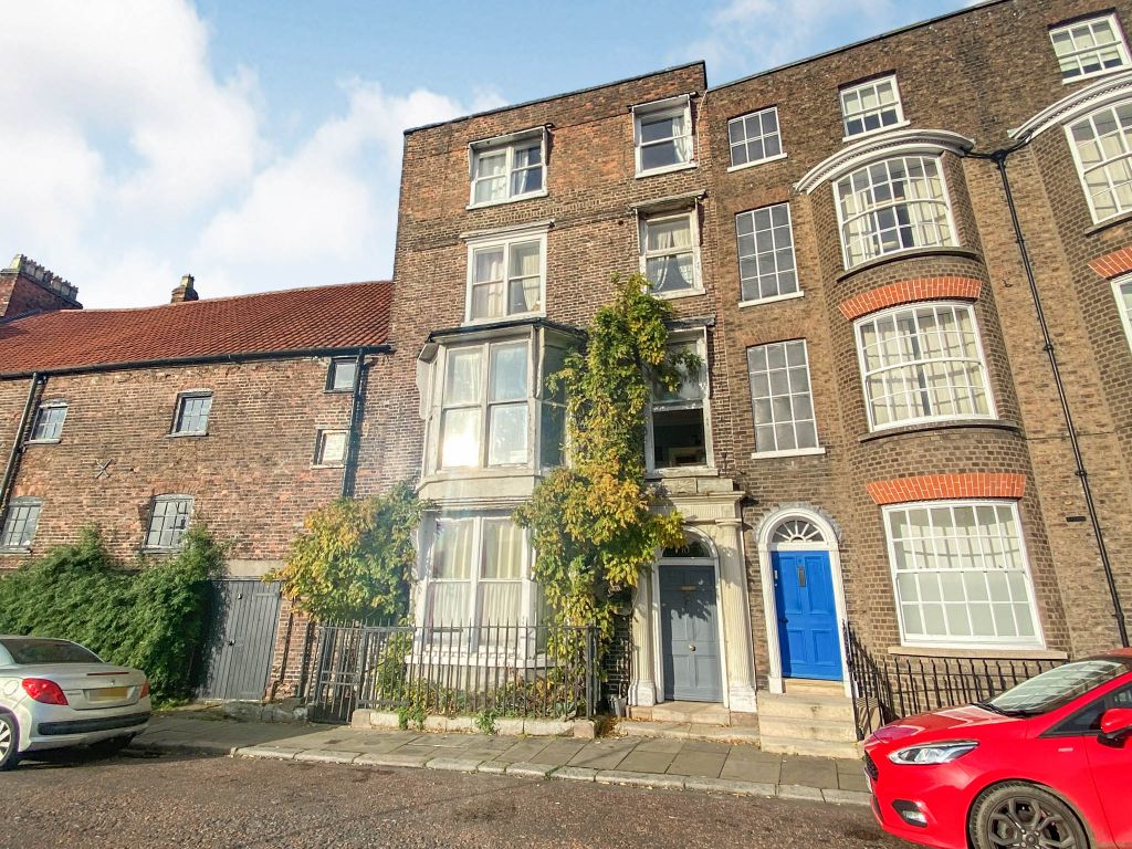 1 bed flat for sale in North Brink, Wisbech PE13, £55,000