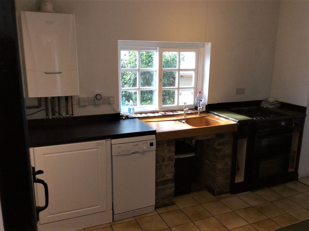 4 bed detached house for sale in Easton Road, Bridlington YO16, £199,950