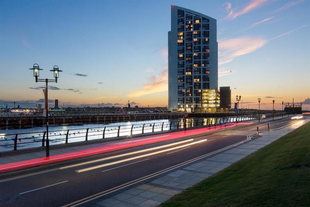 1 bed flat for sale in Princes Dock, Liverpool 1Bf, Liverpool L3, £135,000