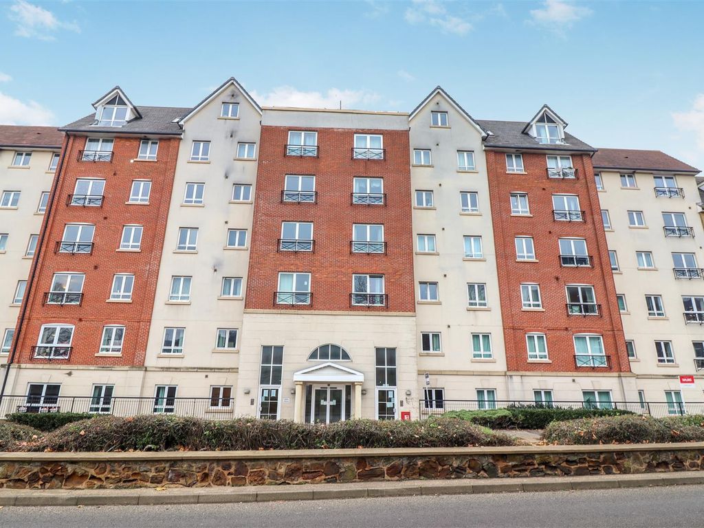 1 bed flat for sale in Alpha House, Broad Street, Northampton NN1, £114,950