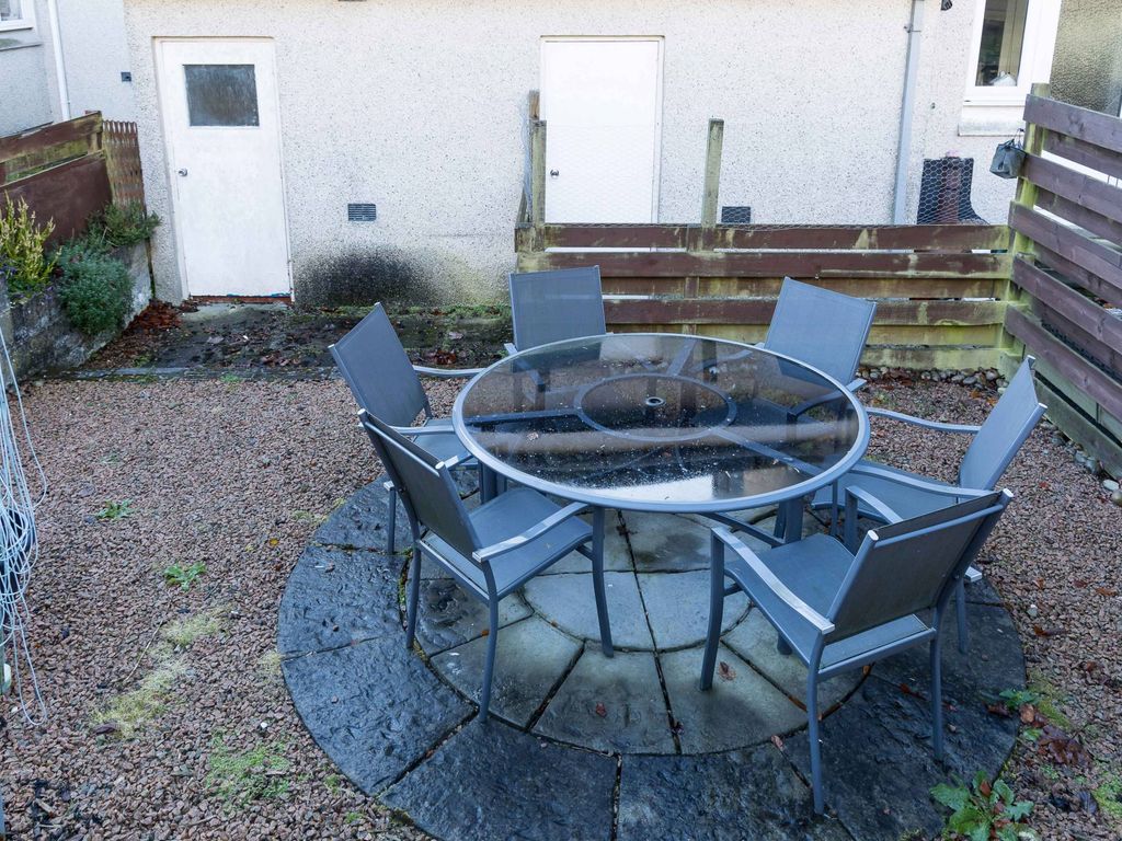 2 bed flat for sale in Aspen Grove, Westhill, Aberdeenshire AB32, £139,000