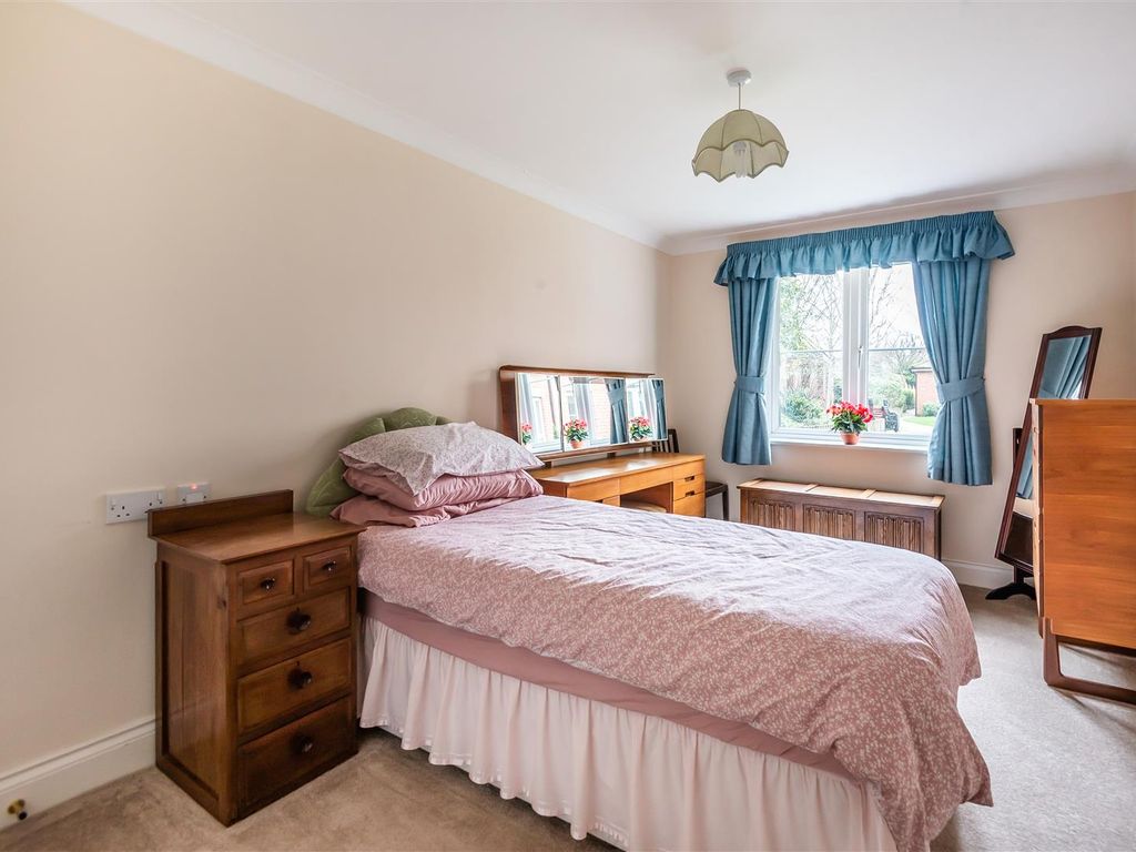 1 bed property for sale in Mill Street, Wantage OX12, £195,000