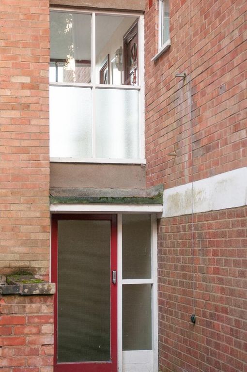 2 bed flat for sale in Minster Court, Alderminster Road, Eastern Green CV5, £165,750