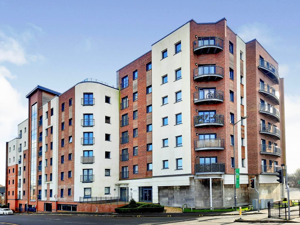 2 bed flat for sale in Hawksbill Way, Peterborough PE2, £145,000