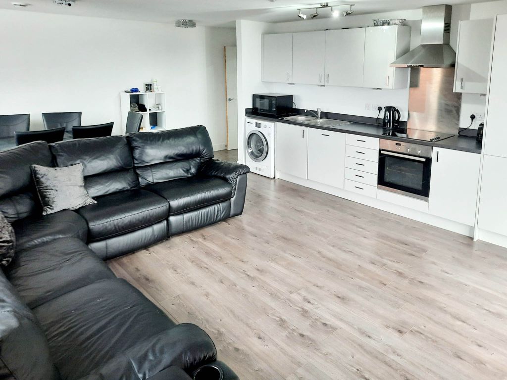 2 bed flat for sale in Hawksbill Way, Peterborough PE2, £145,000