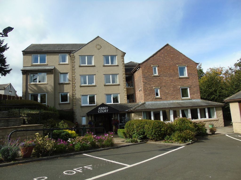 1 bed flat for sale in Abbey Court, Hexham NE46, £89,000
