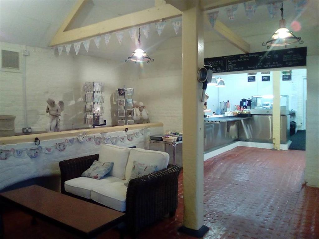 Restaurant/cafe for sale in Cafe & Sandwich Bars DN38, Melton Ross, North Lincolnshire, £19,950