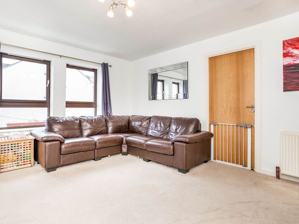 1 bed flat for sale in Ardarroch Close, Aberdeen AB24, £110,000