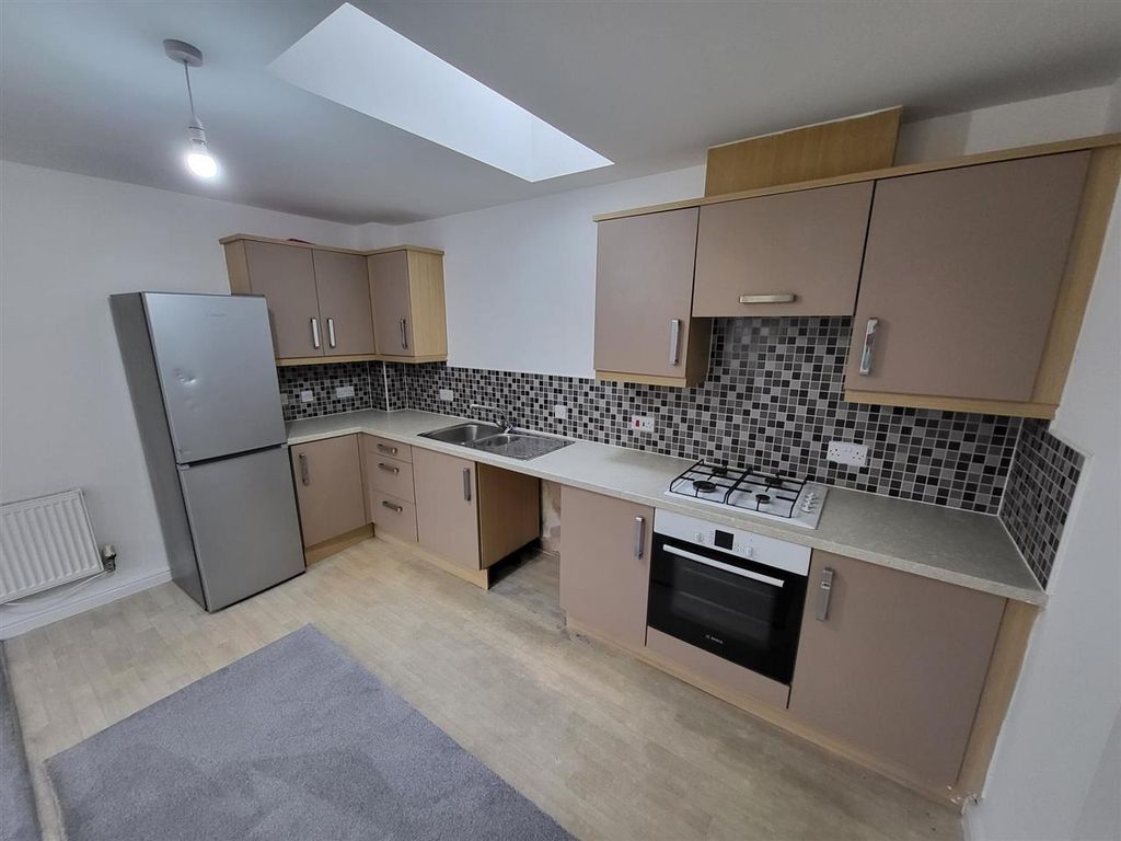 2 bed property for sale in Bluebell View, Llanbradach, Caerphilly CF83, £160,000
