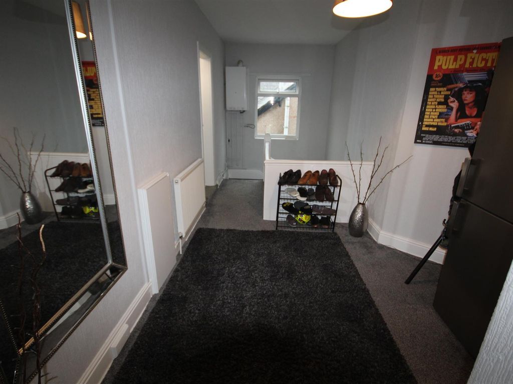 1 bed flat for sale in Abergele Road, Old Colwyn, Colwyn Bay LL29, £79,950
