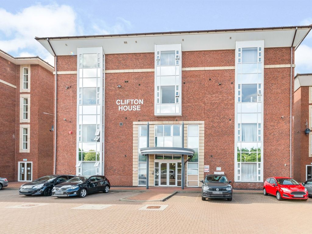 1 bed flat for sale in Thornaby Place, Thornaby, Stockton-On-Tees TS17, £55,000