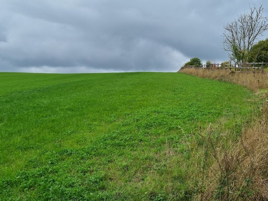 Land for sale in Baydon Road, Baydon Wiltshire SN8, £6,400