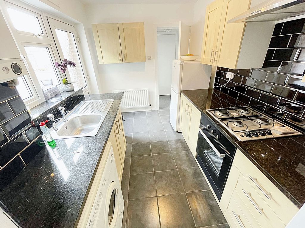 2 bed flat for sale in Dacre Street, South Shields NE33, £70,000